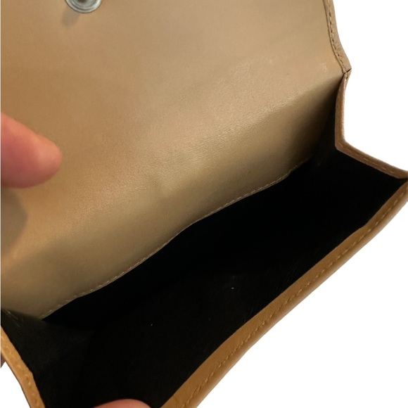 GUCCI leather wallet, beige with silver hardware. GUC with COA - Picture 10 of 13